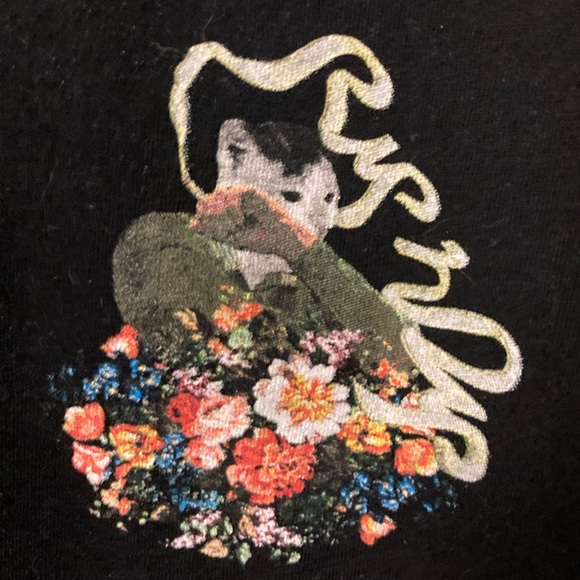 Shirt - Picture 3 of 3